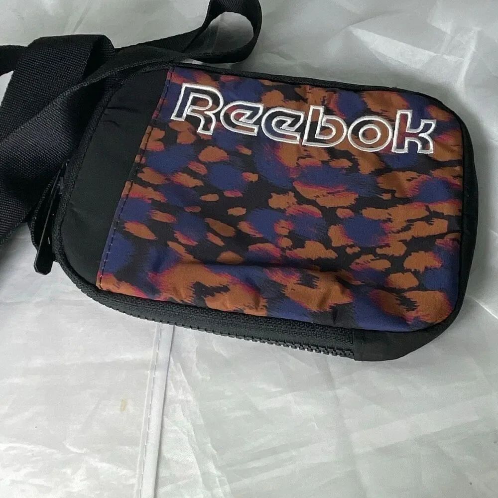 Reebok waist crossbody abstract design handbag hiking camping